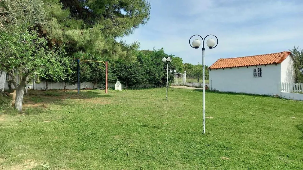 Isidoros House Βίλα Nea Silata